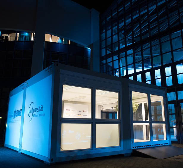 ELA Container - Räume für Akkreditierung Außenansicht