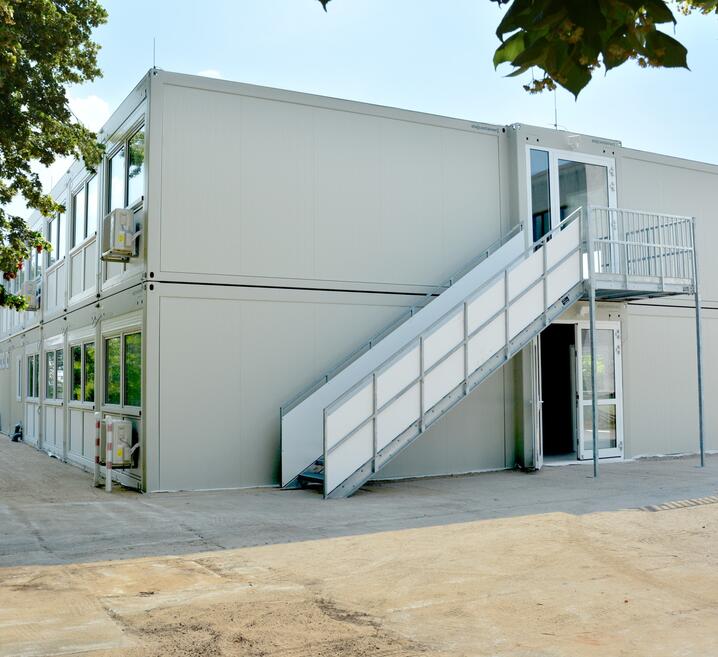 ELA Container für Schule in Banzkow