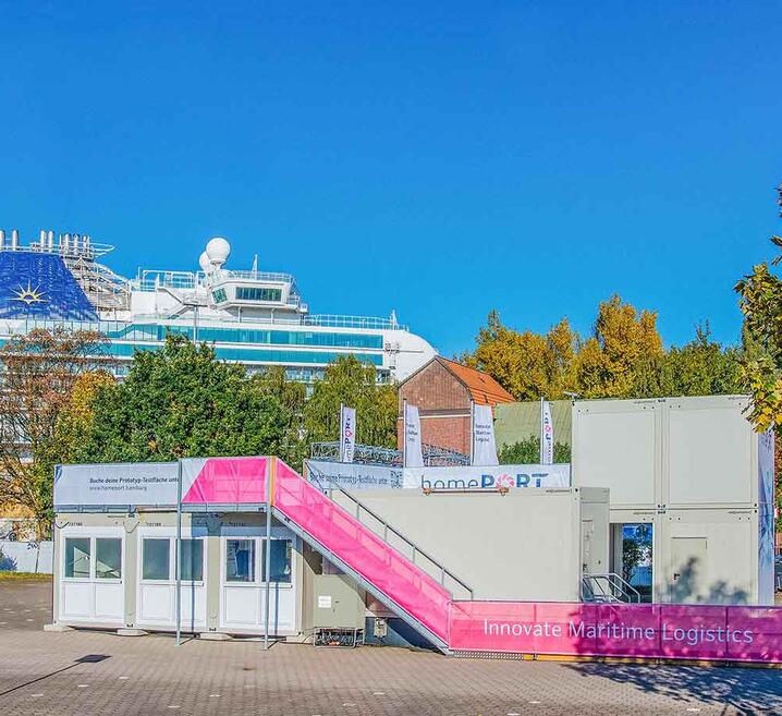 Die ELA Seminar- und Workshopanlage des homePORT steht mitten im Hamburger Hafen.