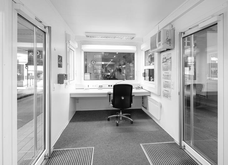 Büroeinrichtung Pförtnercontainer