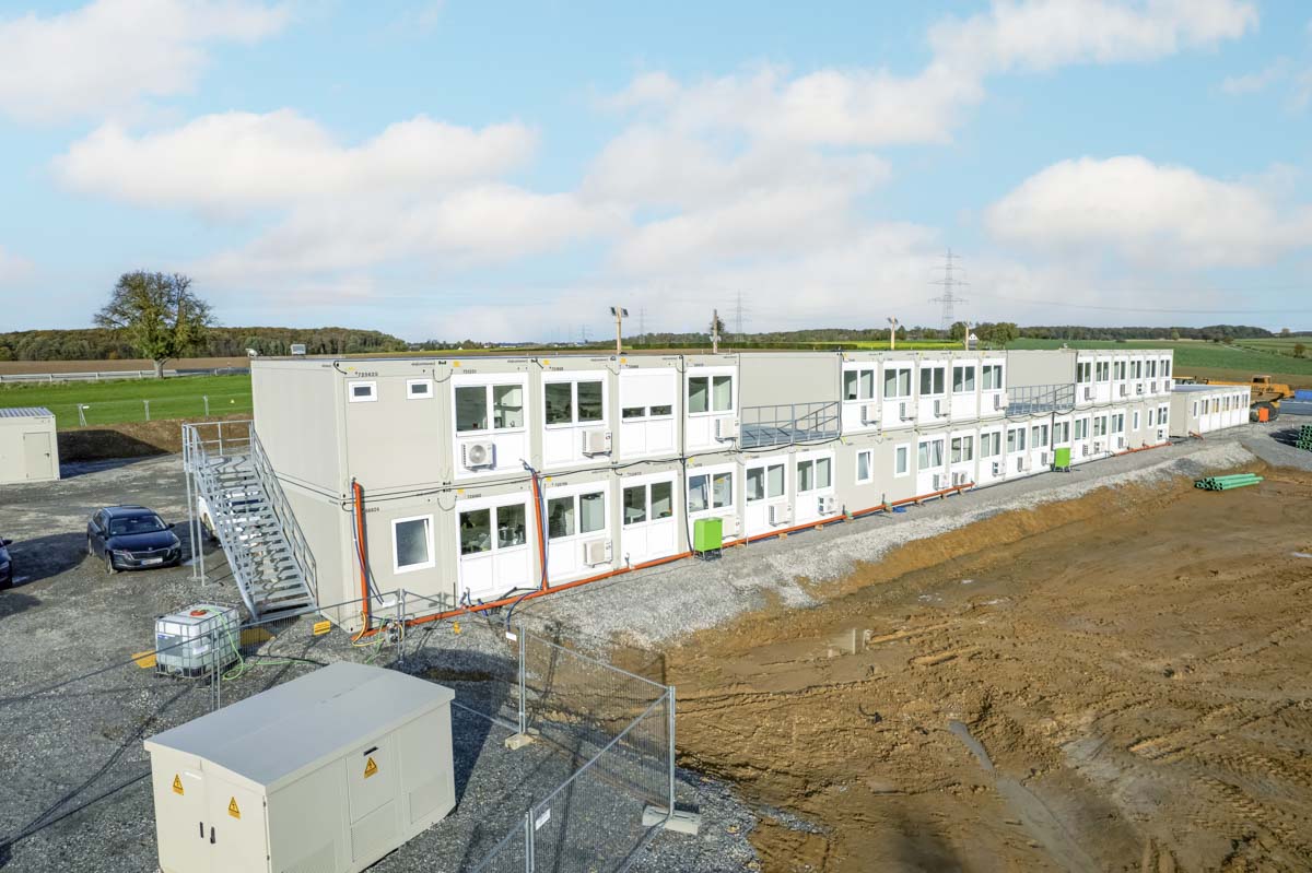 Baustellen-Anlage von aussen