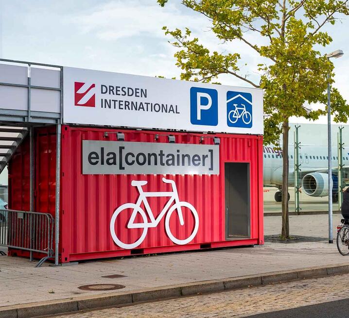 Fahrradcontainer am Flughafen Dresden