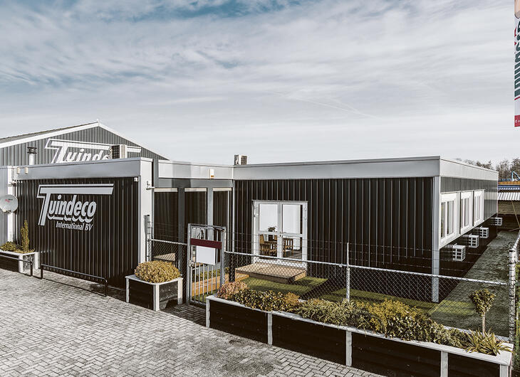 ELA Container - Individuelle Verblendung einer Containeranlage