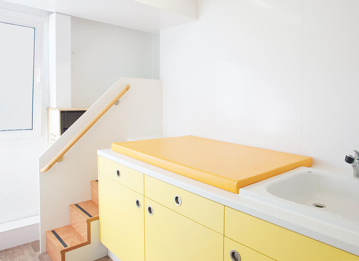 ELA Container - Kindergarten Kaarst Wickeltisch