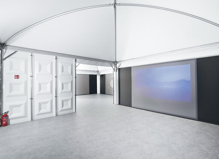 ELA Container - Großzügige Ausstellungsräume aus Containern