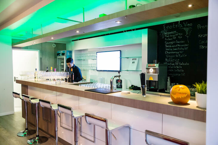 ELA Container - Thekencontainer mit großem Raumangebot