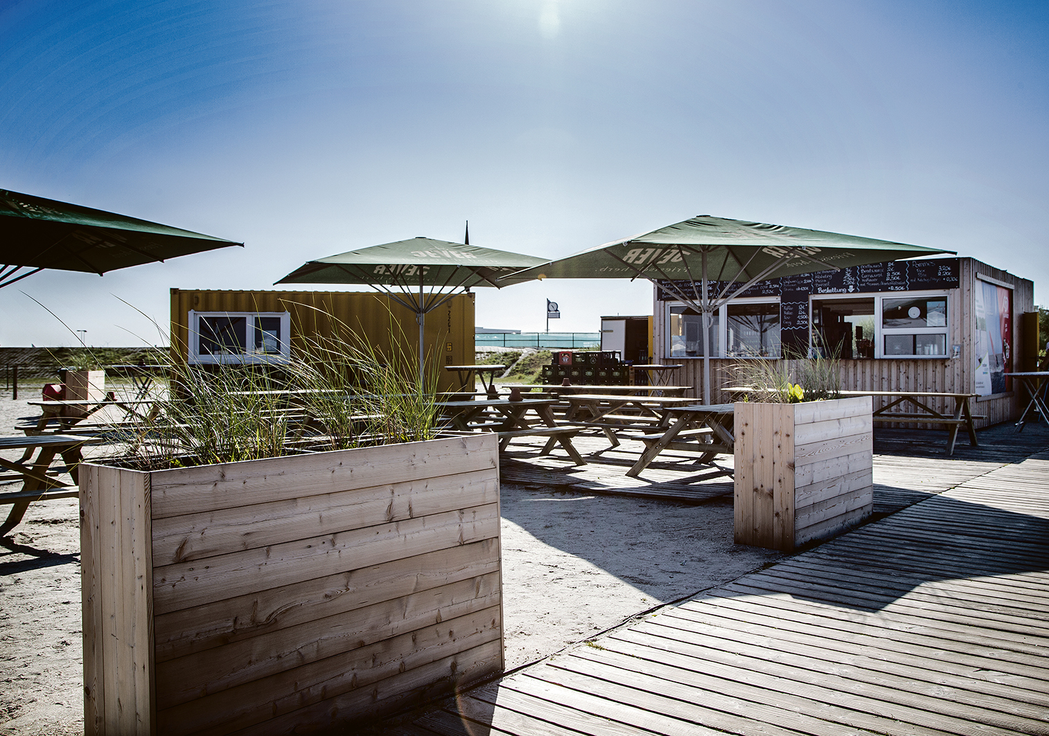 ELA Container - mobil butik i strandkanten