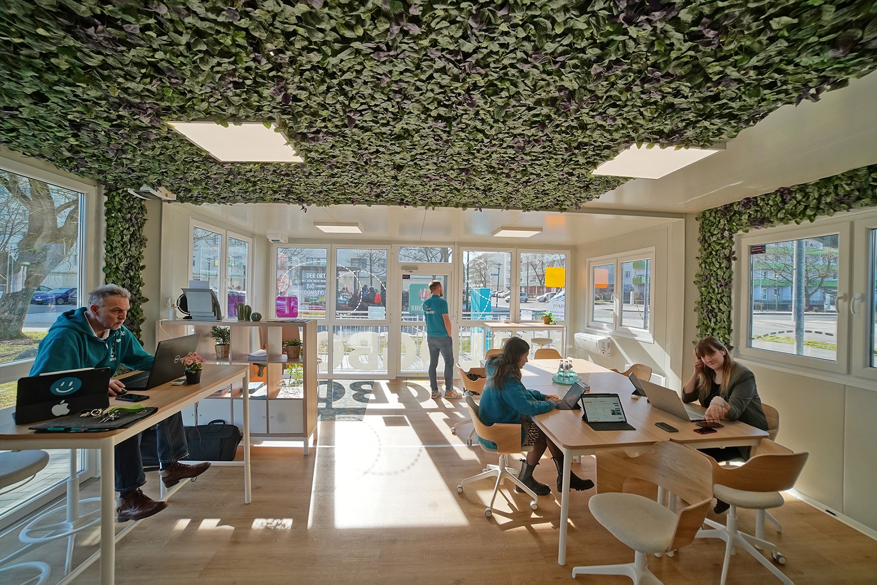 Flere lyse arbejdspladser i moduløsningen