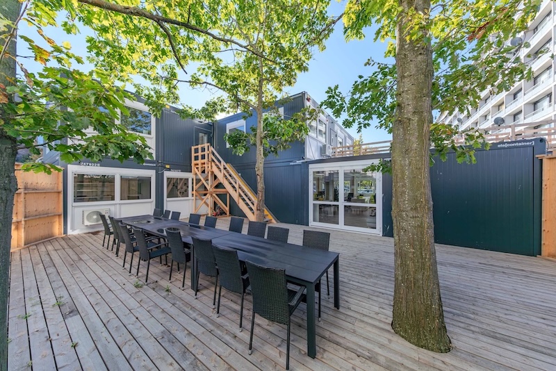 Modulanlægget med en indbygget terrasse