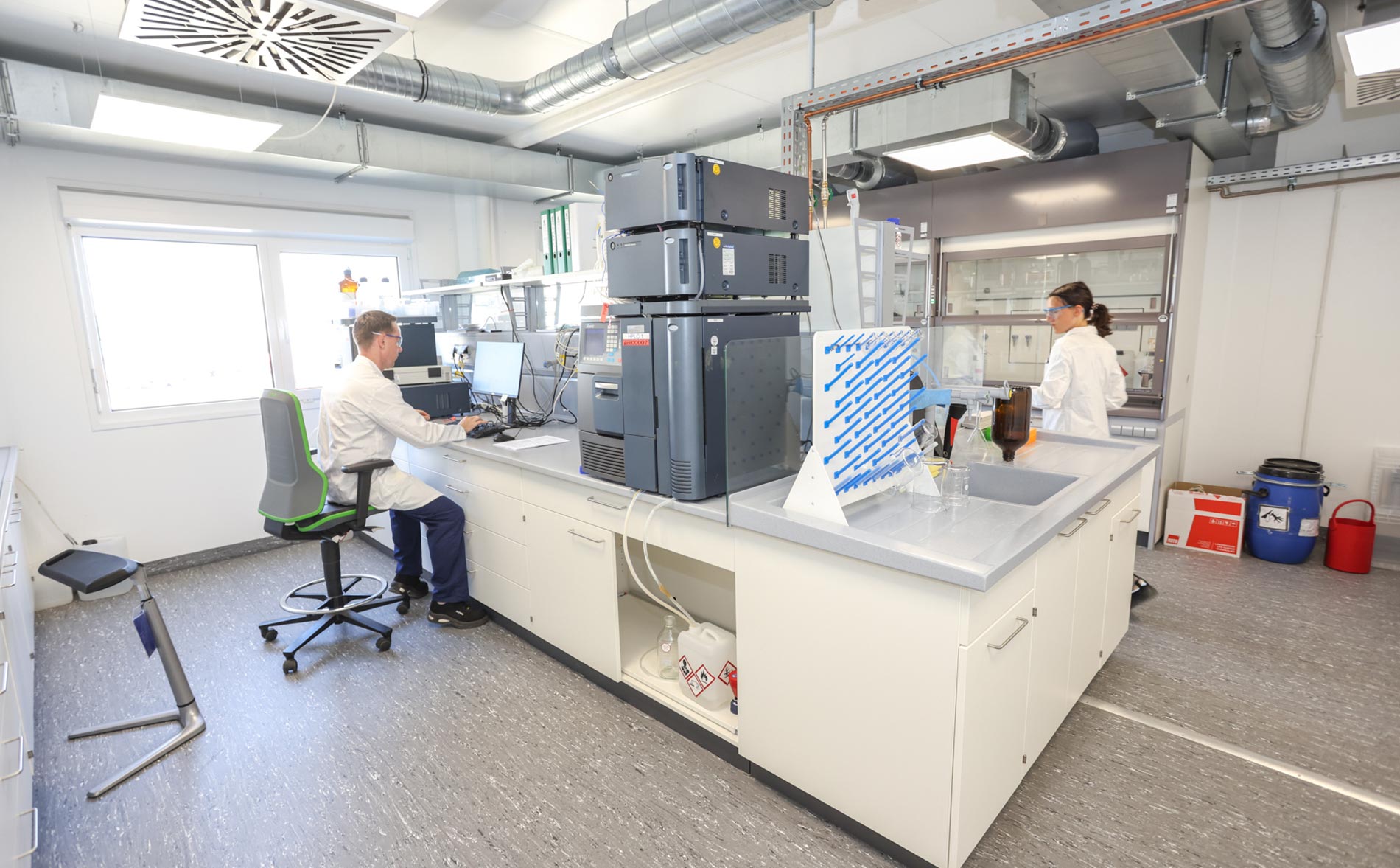 Indvendigt i en modul indrettet som laboratorium