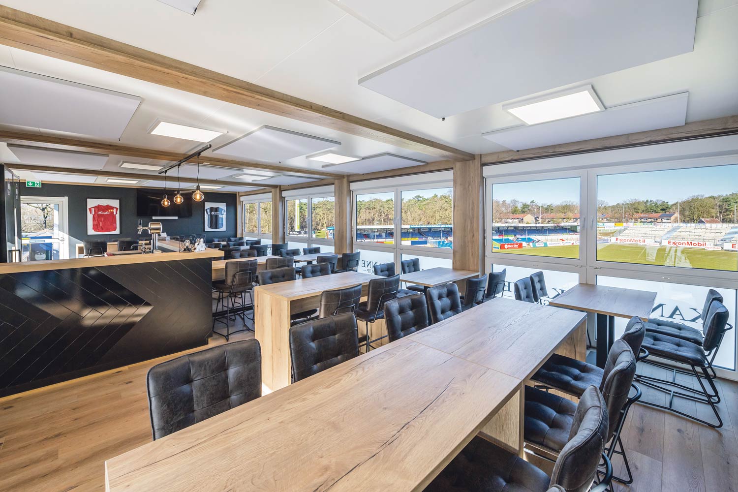 Indersiden af VIP-tårnet med moderne indretning
