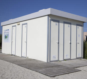 Toiletmodul med flere toiletter