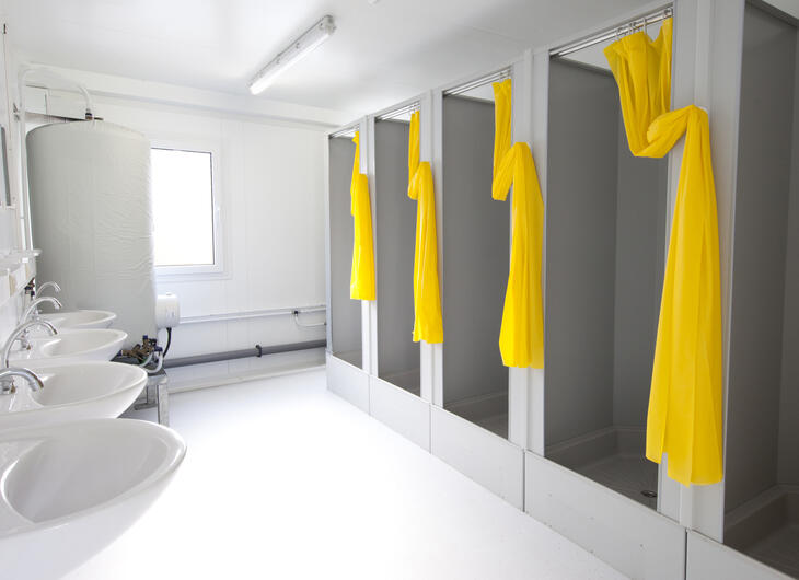 Brusemoduler med brusekabine