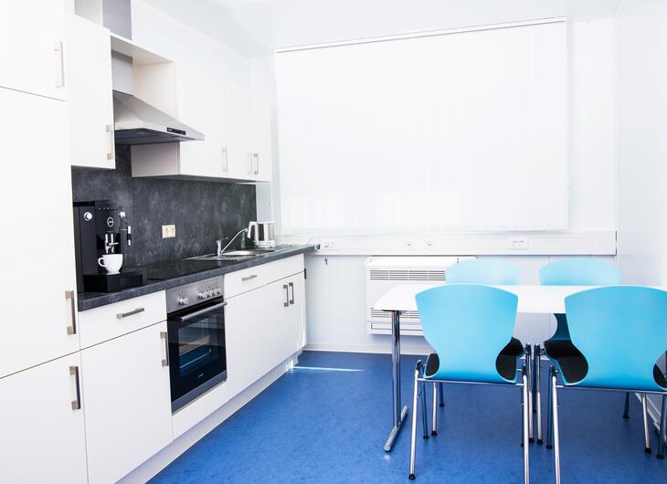 Lille pauserum med køkken Lille pauserum med køkken