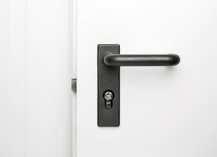 Paniklås på dørene