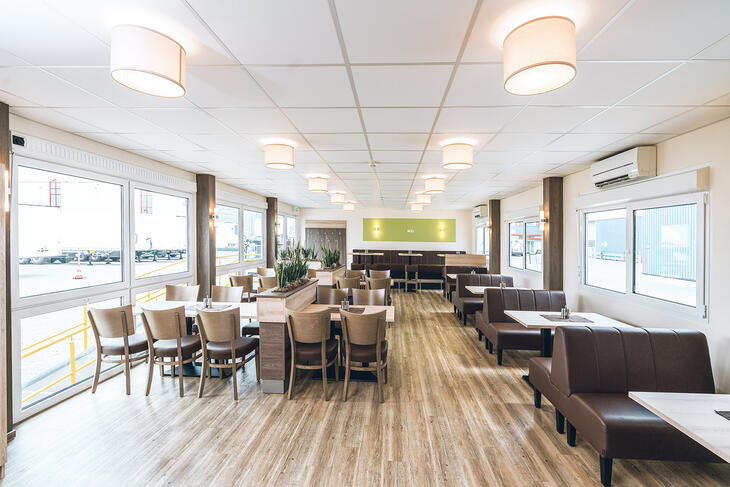 ELA Container - lyst lokale til snackbar