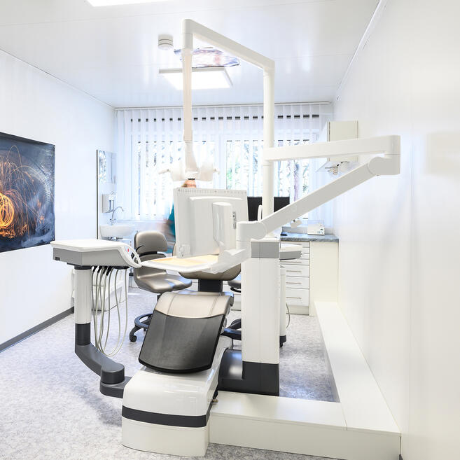 Treatment room of the ELA container facility