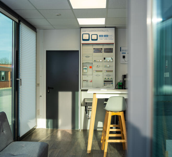 Mobile ELA Container Showroom for Smart Home Technology