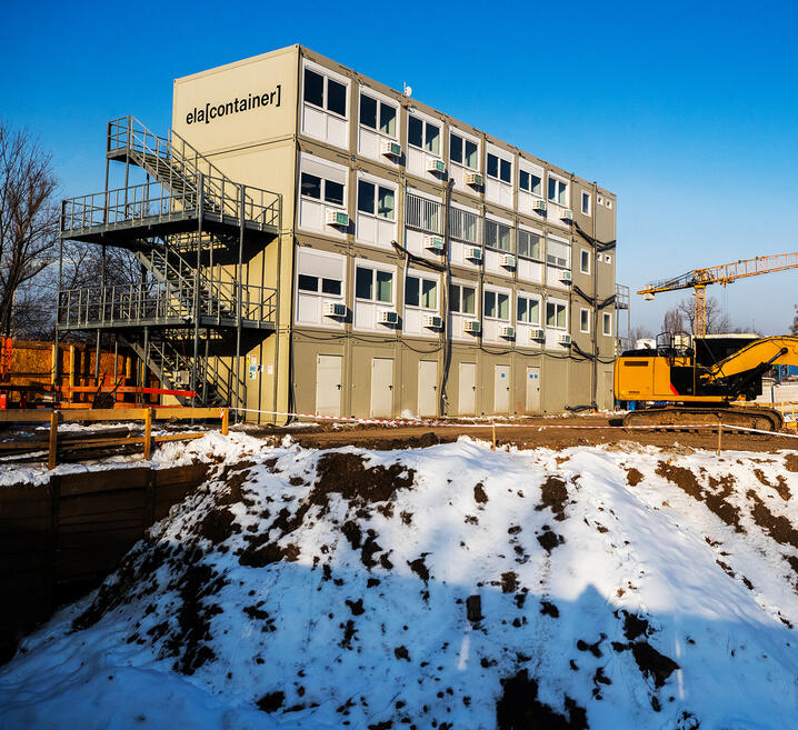 Four-storey ELA Container system for a construction site in Prague
