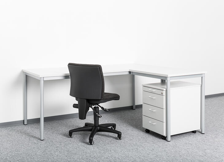ELA Desk angle combination with swivel chair ELA Container - Desk angle combination with swivel chair