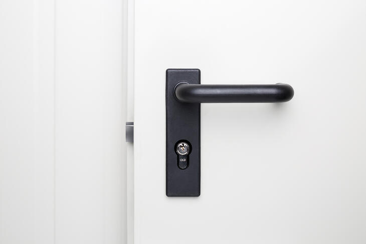 ELA Container - La protection anti-pincement protège des blessures