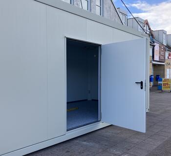 Modul med extra bred dörr