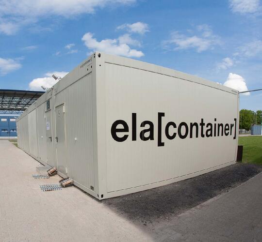 Anläggning med datacentercontainrar från ELA