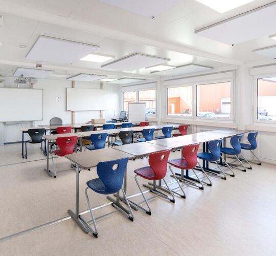 Klassrum i en skolmodul