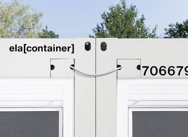 Kabelkontakt mellan modulerna