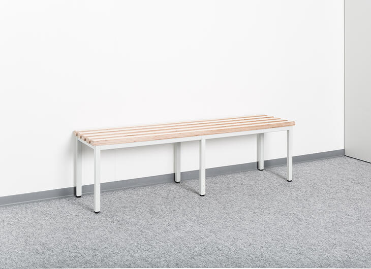 Bänkar till omklädningsrum