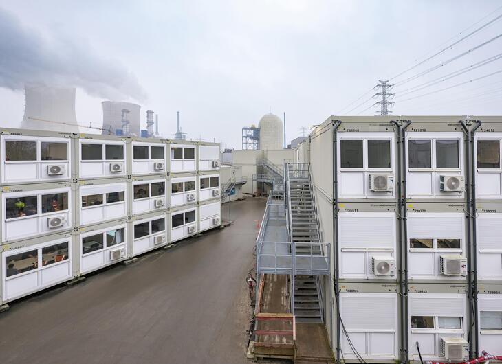 Flera modulanläggningar bredvid varandra