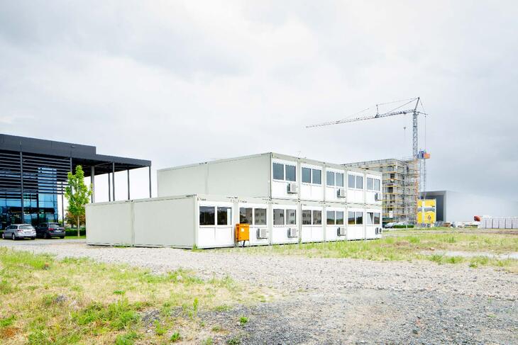 Modulanläggning i två våningar