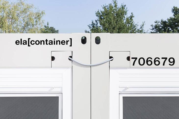 Kabelkontakt mellan modulerna