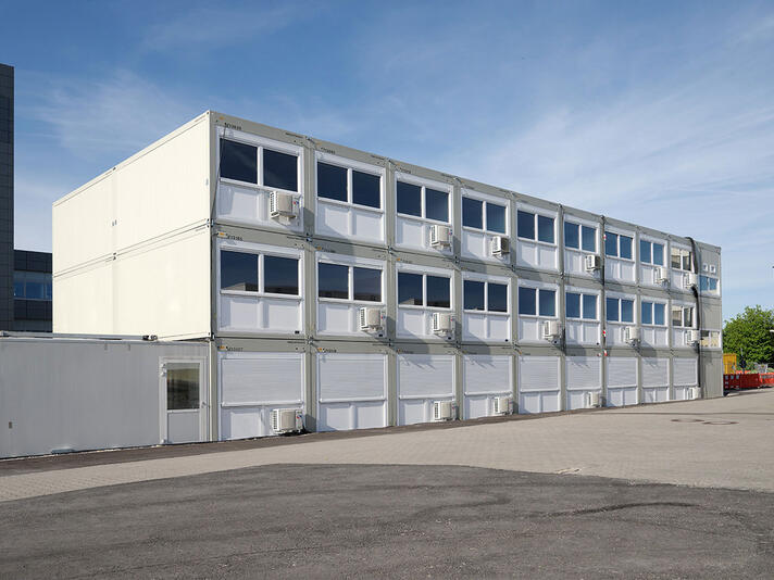 Kontorsmoduler i tre våningar