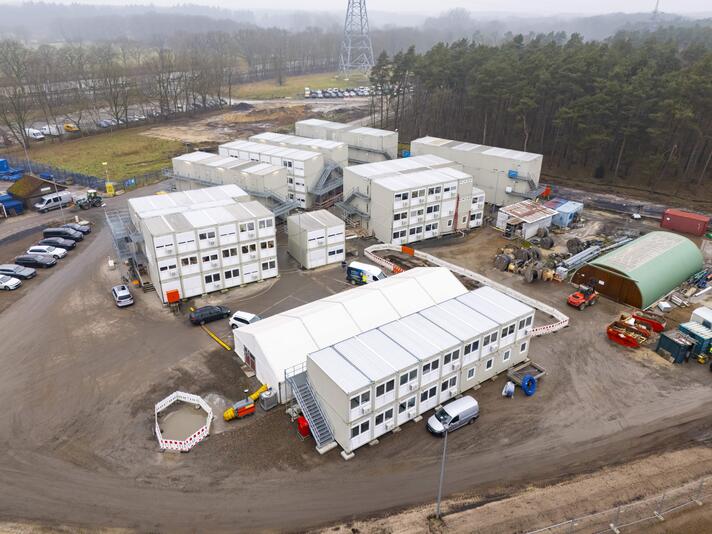 Modulby med flera anläggningar