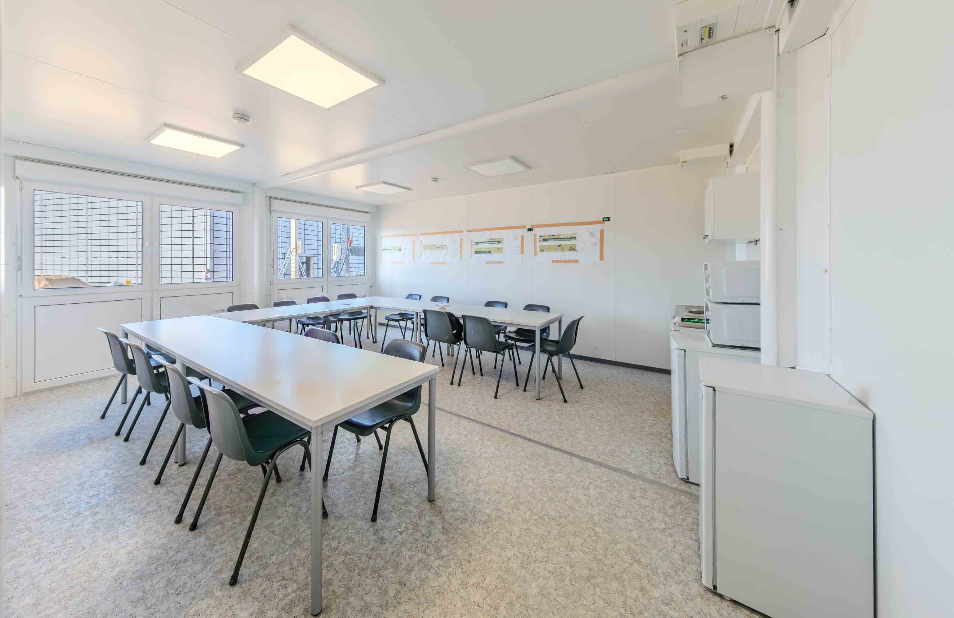 Employees could use the dedicated break room to relax during breaks.