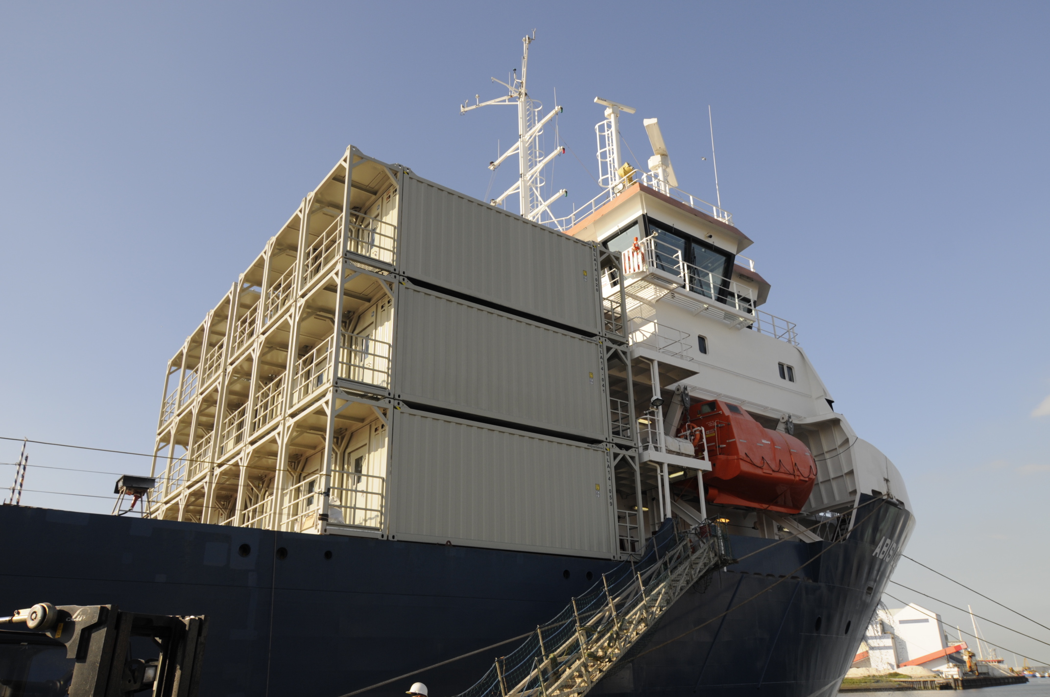 18 Allrounder incl. stairs and gangways installed