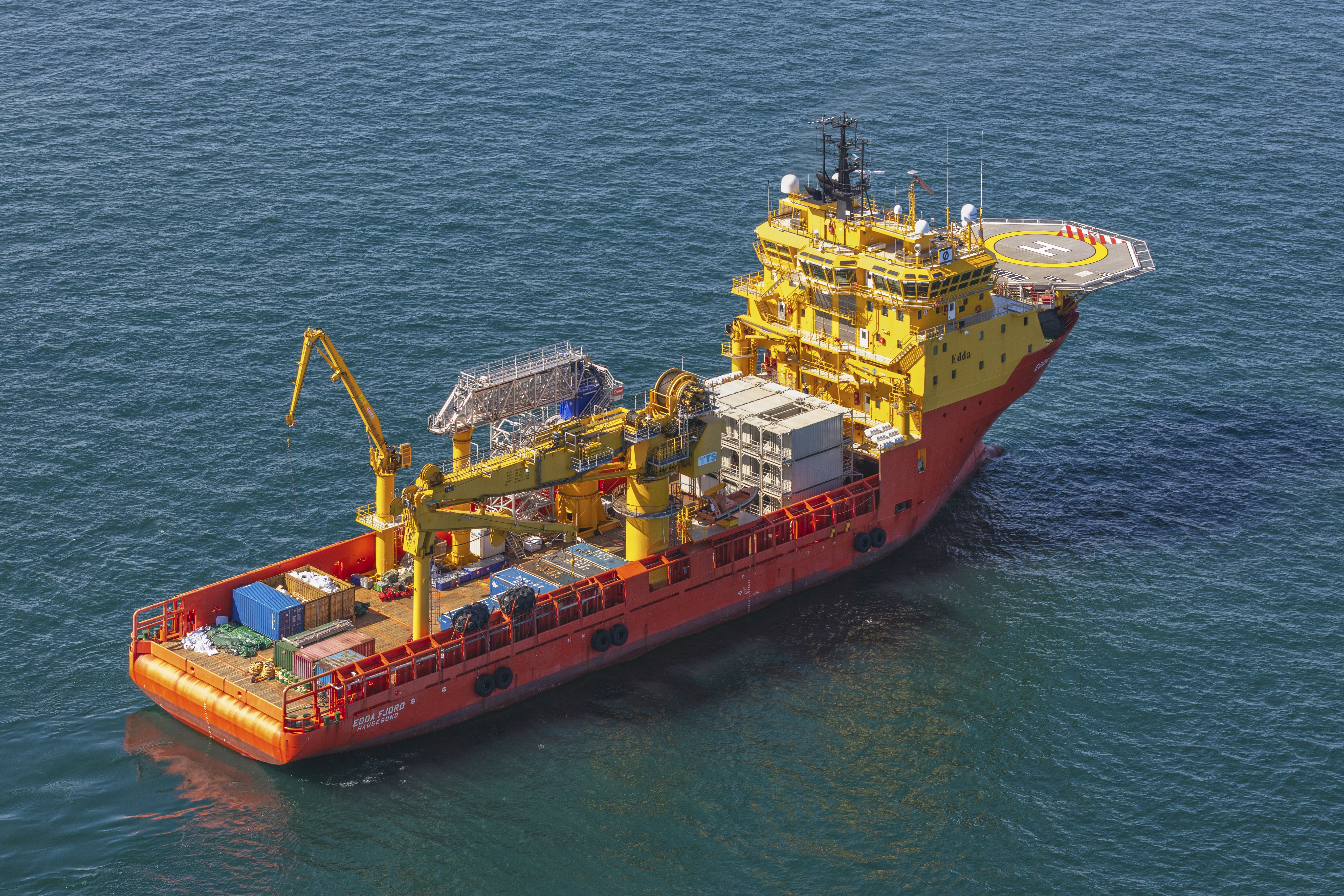 Containers on a vessel